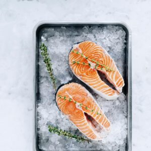 Lokale tilbud på laks gør det nemt at nyde frisk fisk hjemme